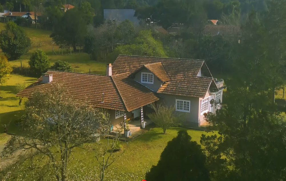 Real State Short - (Lake House)